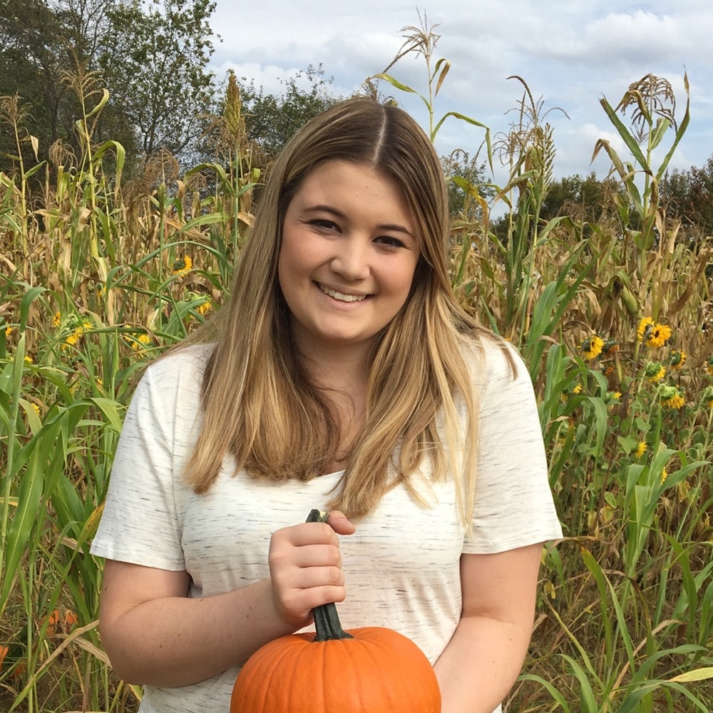 Meet your Posher, Delaine